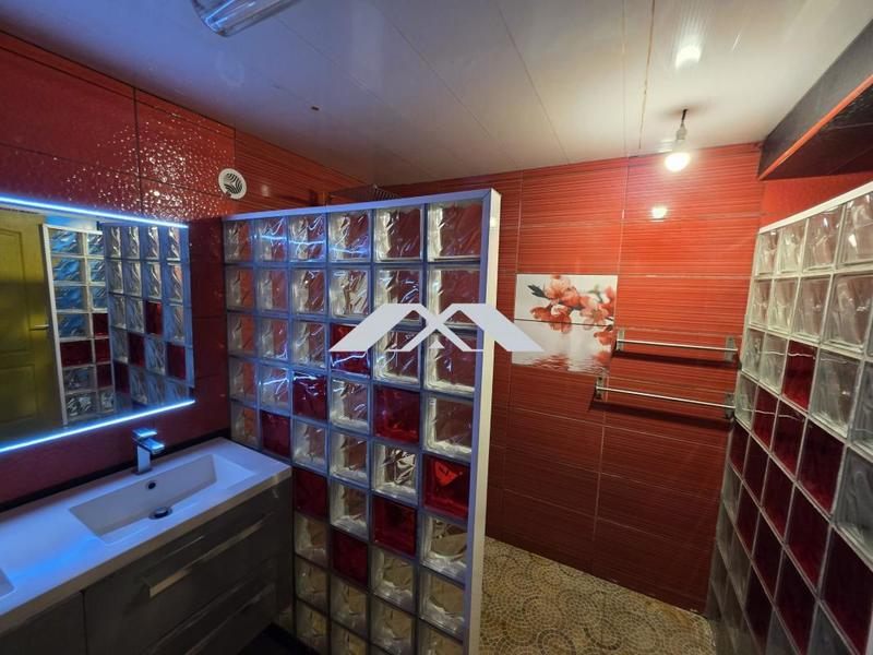 Maison traditionnelle - 130 m² - 4 pièces