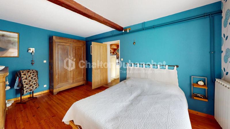 Propriété - 215 m² - 10 pièces