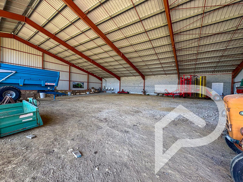 Maison - 187 m² - 11 pièces