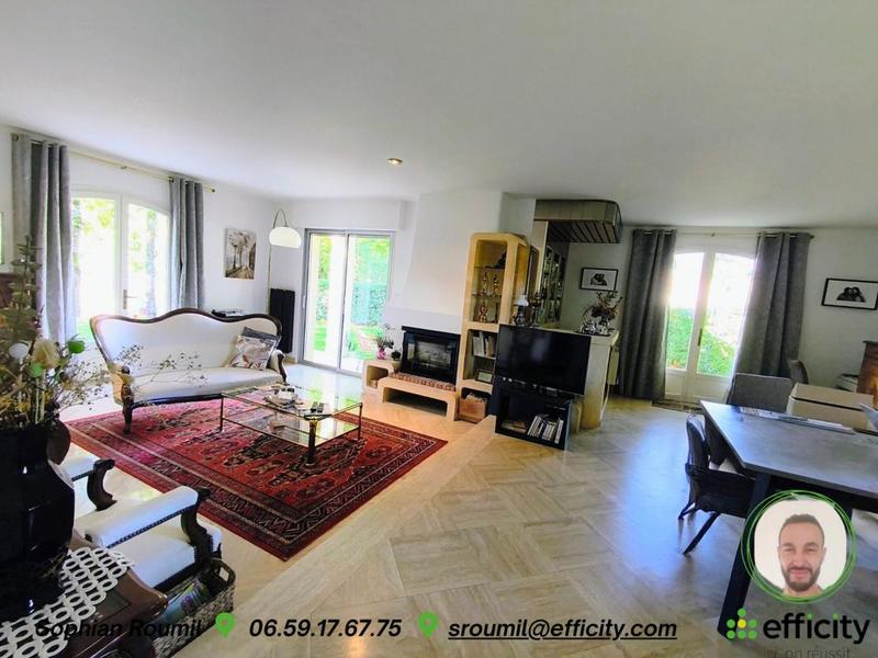 Maison - 151 m² - 6 pièces