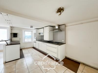 Maison - 75 m² - 4 pièces