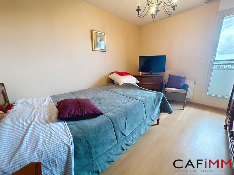 Appartement - 111 m² - 4 pièces