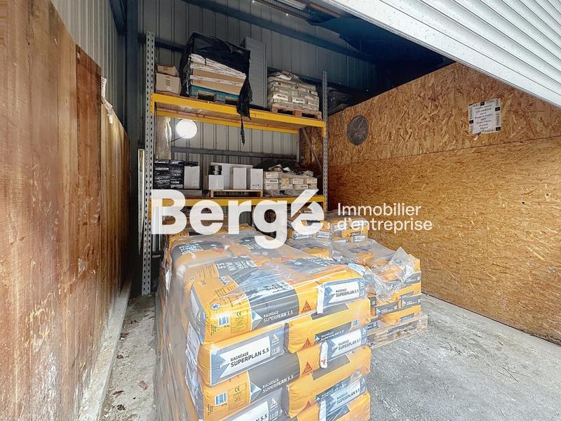 Entrepôt - 1 648 m²