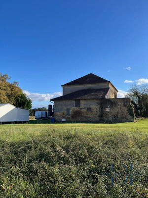 Maison - 200 m² - 9 pièces