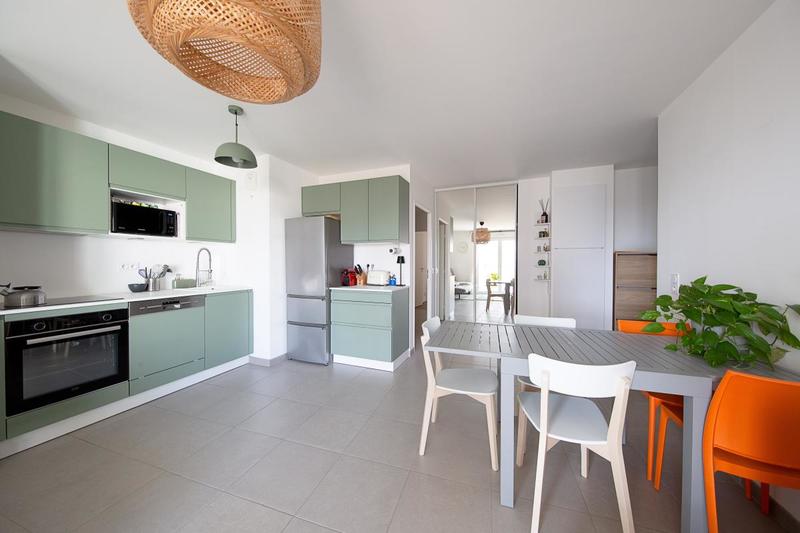 Appartement - 85 m² - 4 pièces