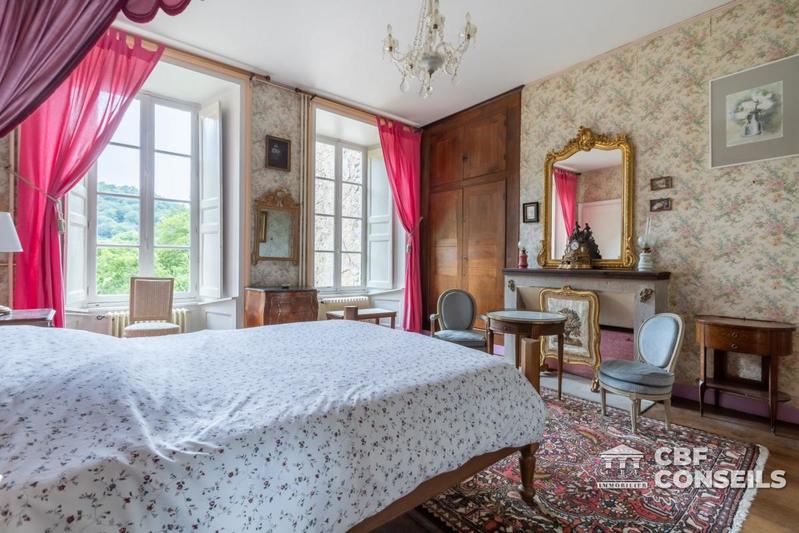 Château - 560 m² - 15 pièces