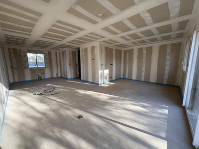 Maison - 92 m² - 5 pièces