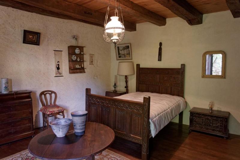 Maison - 360 m² - 8 pièces