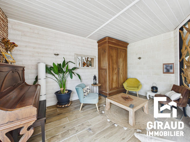 Maison - 162 m² - 8 pièces