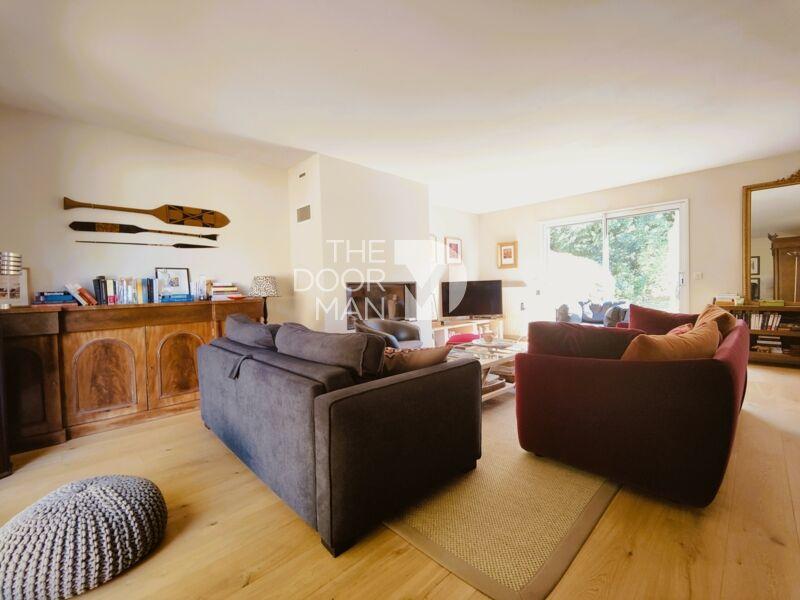 Maison d'architecte - 150 m² - 8 pièces