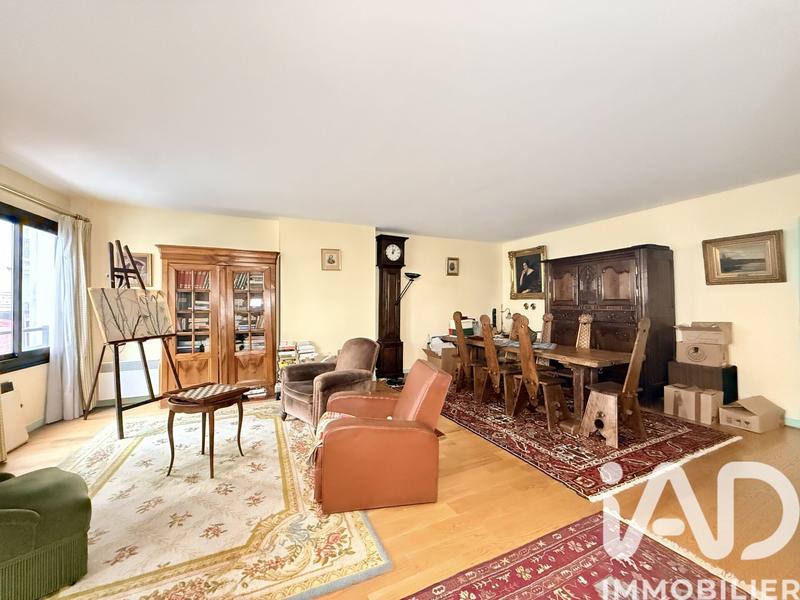 Appartement - 120 m² - 5 pièces