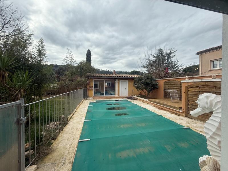 Maison - 187 m² - 6 pièces