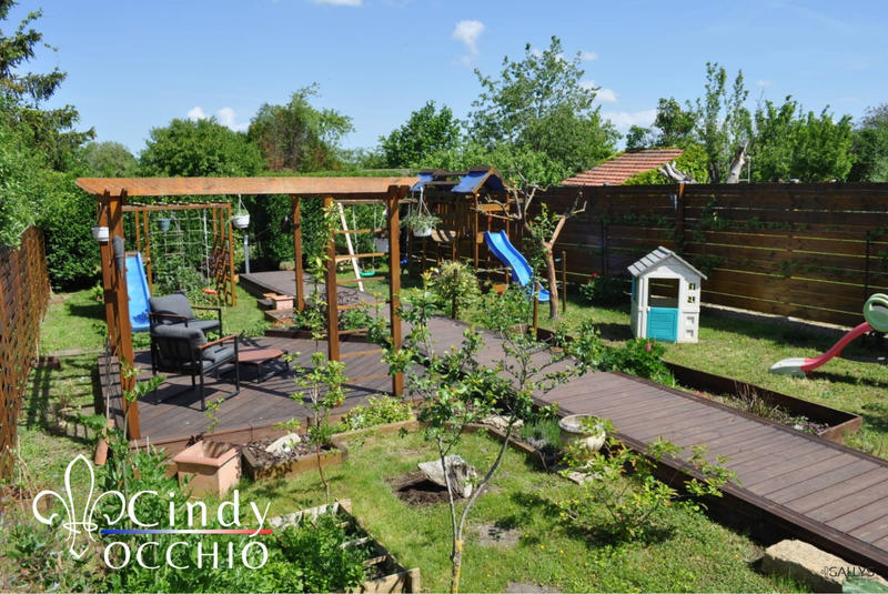 Maison - 198 m² - 6 pièces