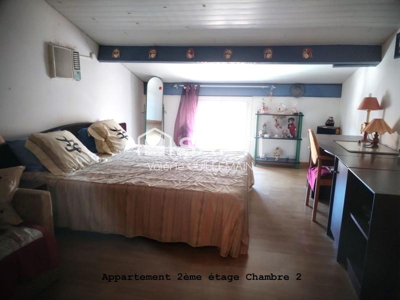 Maison - 200 m² - 5 pièces