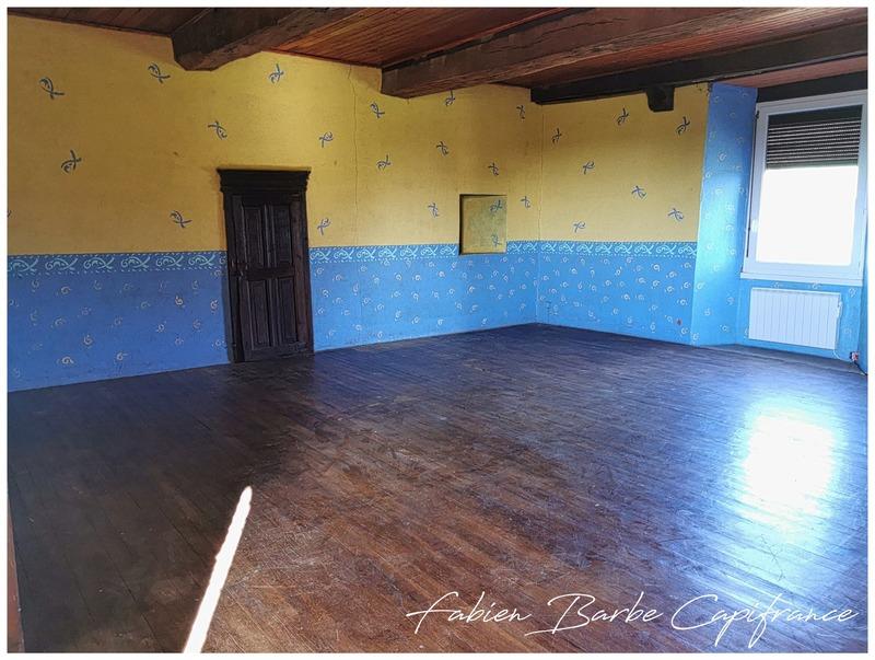 Maison - 260 m² - 7 pièces