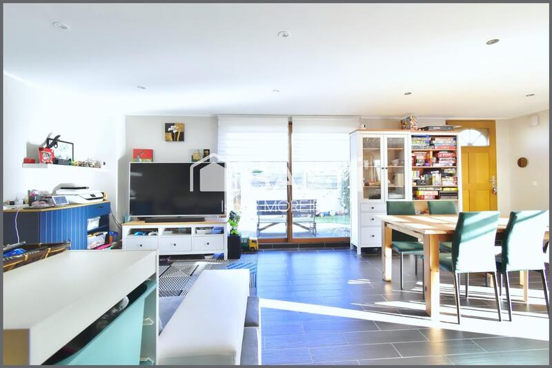 Maison - 140 m² - 5 pièces