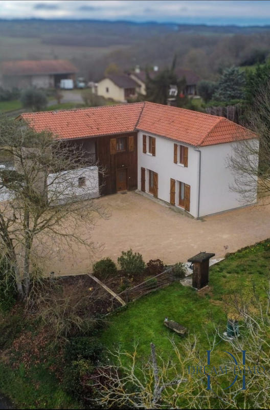 Maison - 166 m² - 6 pièces