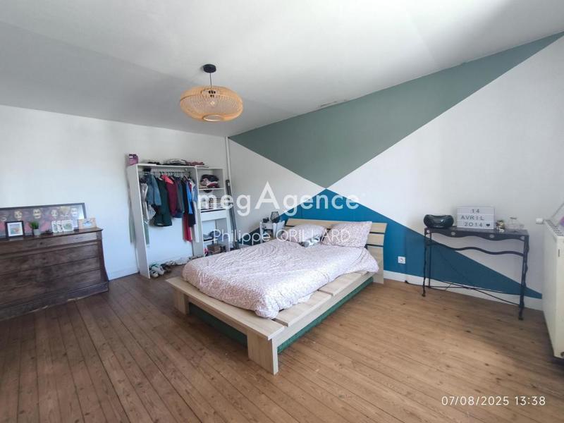 Maison - 180 m² - 7 pièces