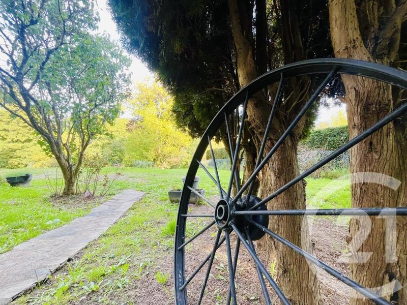 Maison - 104 m² - 5 pièces