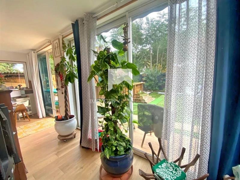 Maison - 100 m² - 3 pièces