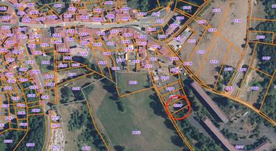 Terrain constructible - 898 m²