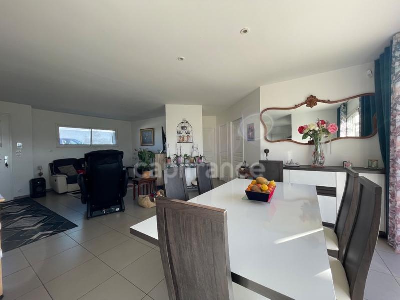 Maison - 82 m² - 4 pièces