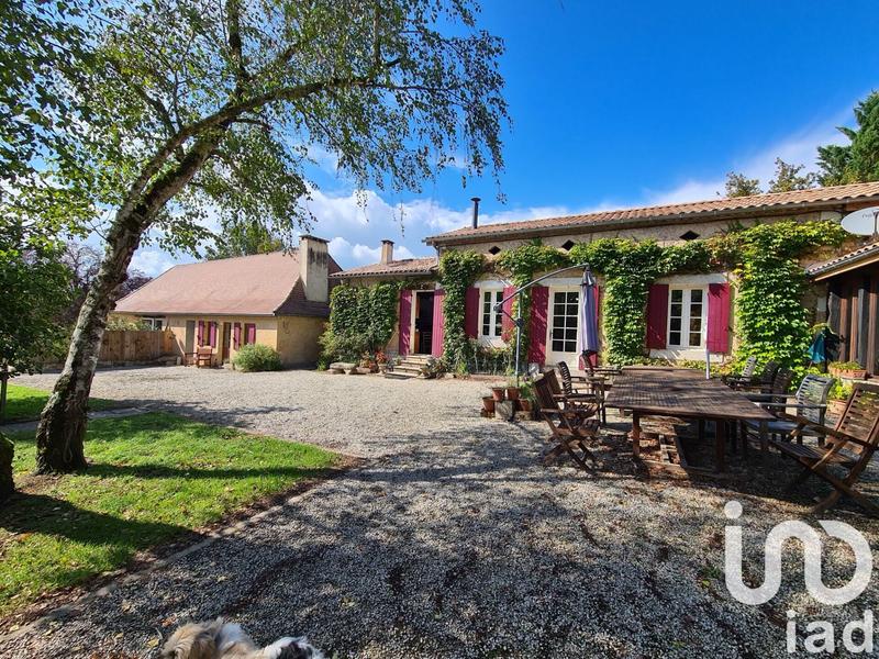 Maison - 340 m² - 15 pièces