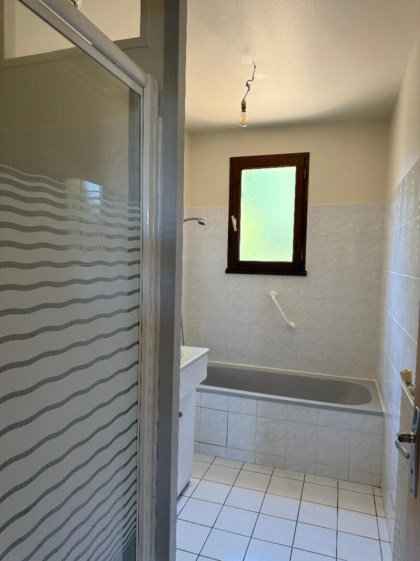 Maison - 86 m² - 5 pièces