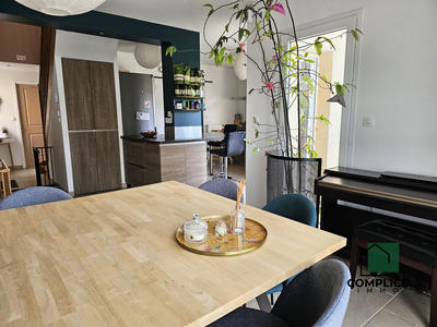 Maison traditionnelle - 150 m² - 5 pièces