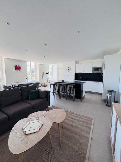 Appartement - 81 m² - 3 pièces