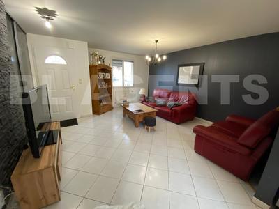 Maison - 88 m² - 4 pièces