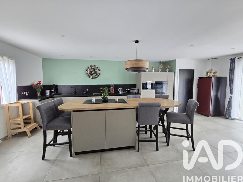 Maison - 123 m² - 5 pièces