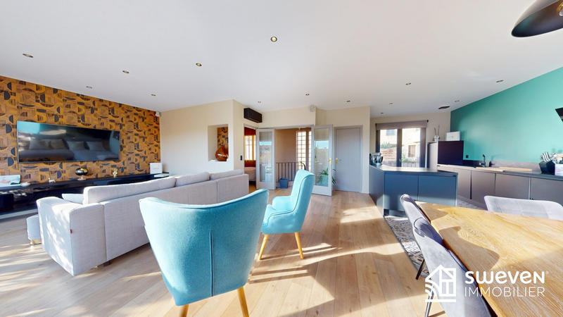 Maison - 102 m² - 4 pièces