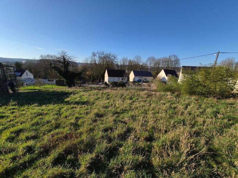 Terrain constructible - 621 m²