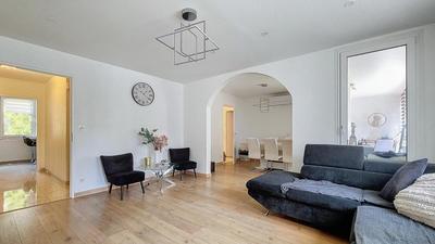 Appartement - 95 m² - 5 pièces