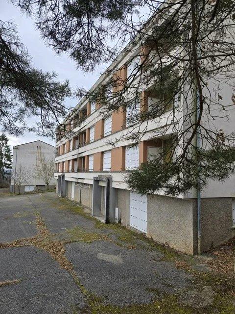 Immeuble - 1 900 m²