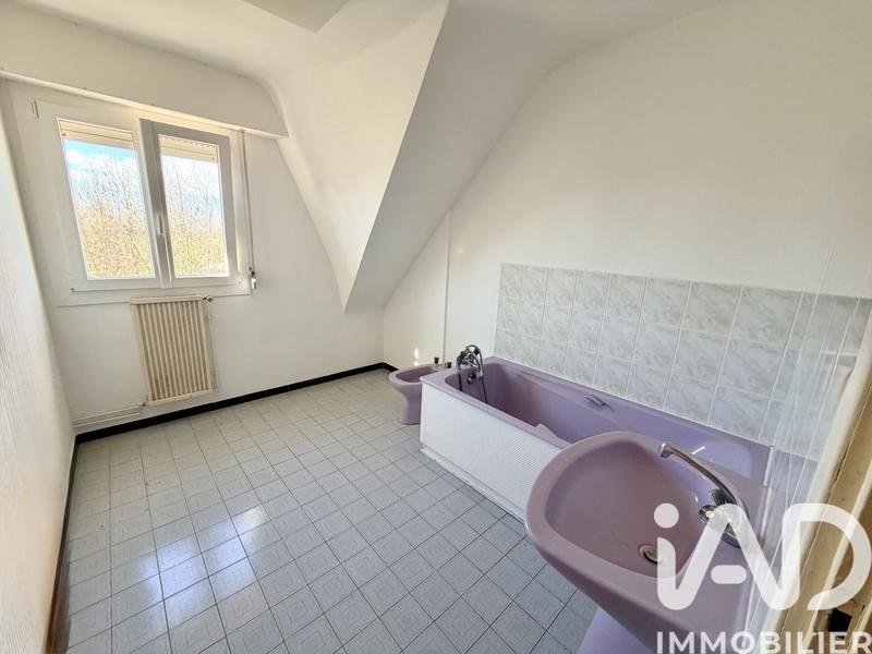 Maison - 98 m² - 5 pièces