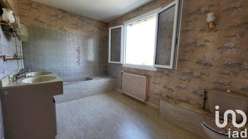 Maison - 216 m² - 5 pièces