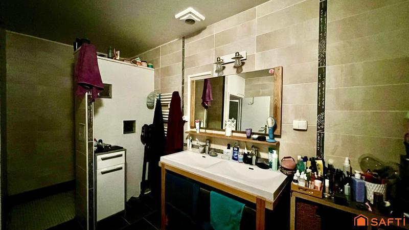 Maison - 180 m² - 6 pièces