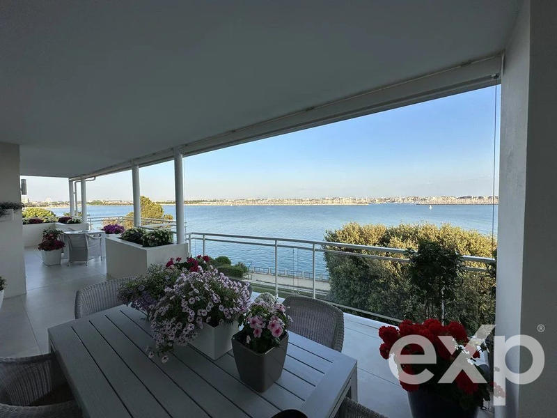 Appartement - 161 m² - 4 pièces