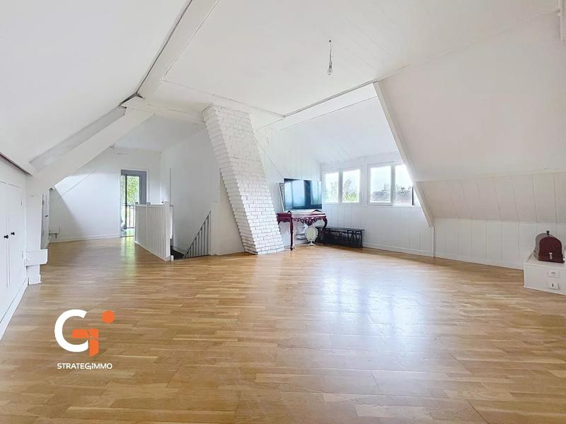 Maison de village - 200 m² - 7 pièces