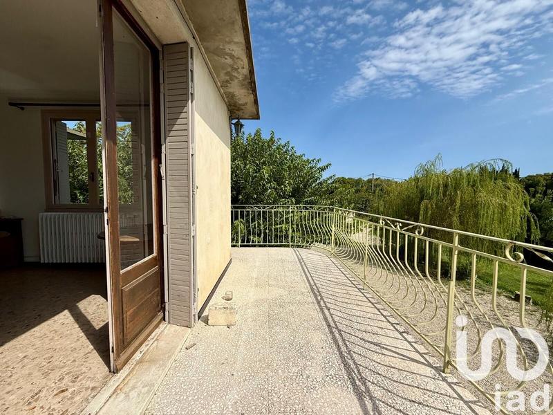 Maison - 210 m² - 11 pièces