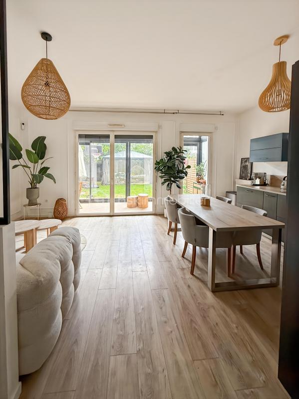 Appartement - 67 m² - 3 pièces