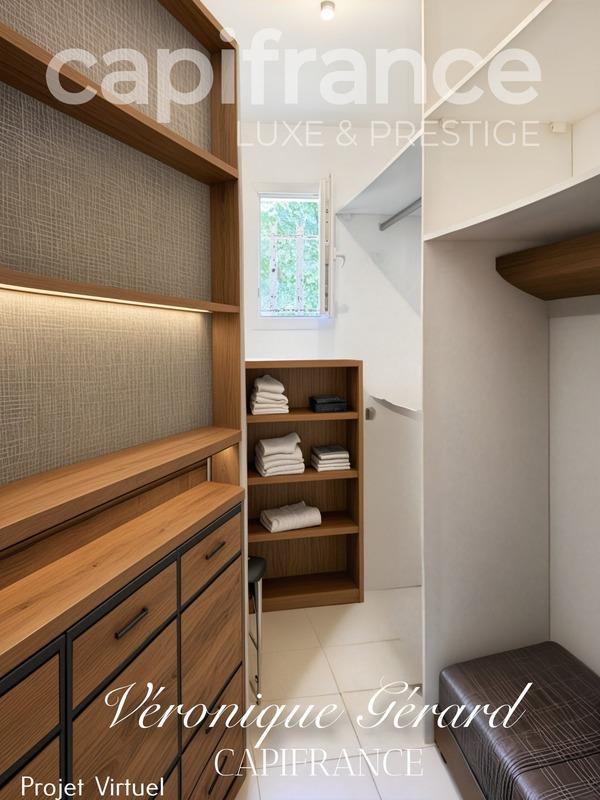 Propriété - 351 m² - 12 pièces