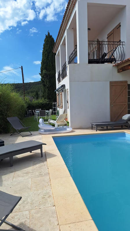 Maison - 148 m² - 6 pièces