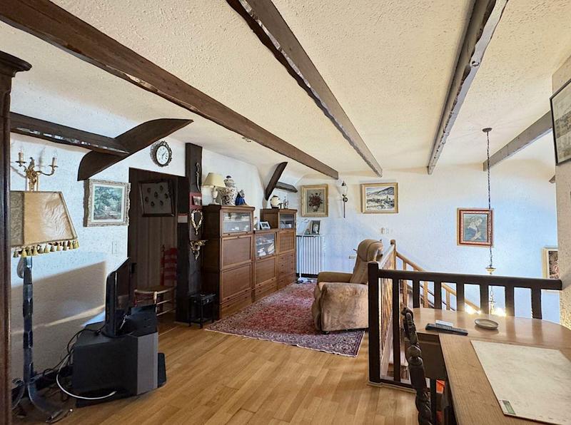 Maison - 195 m² - 6 pièces