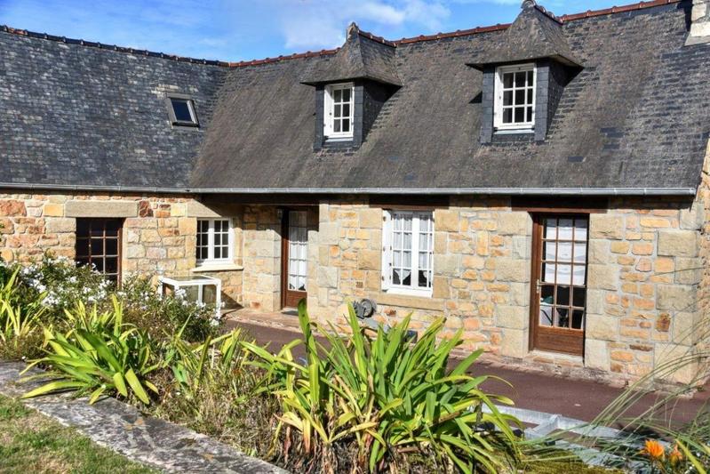 Maison - 152 m² - 8 pièces