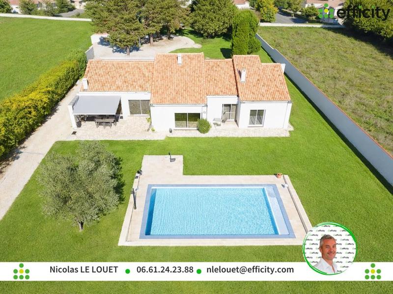 Pavillon - 230 m² - 9 pièces