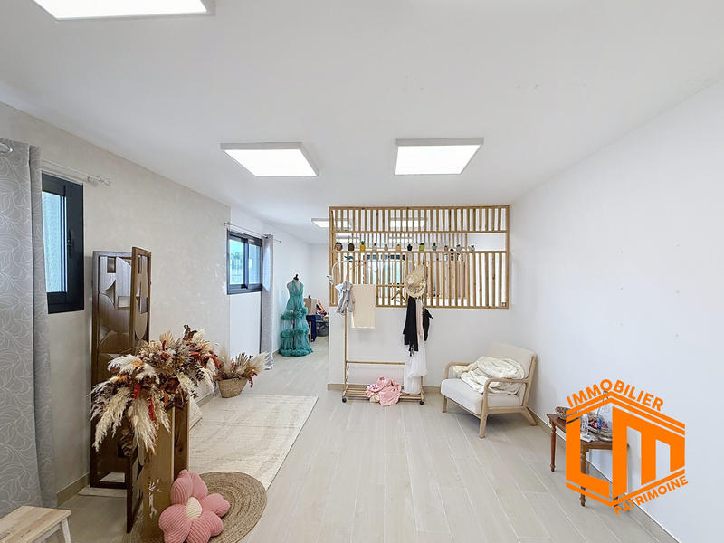 Appartement - 84 m² - 2 pièces