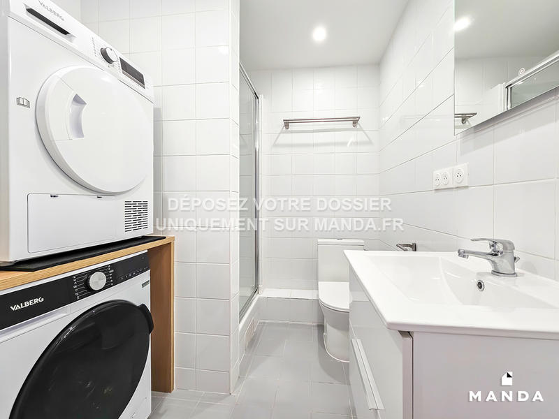 Chambre - 12 m² - 6 pièces